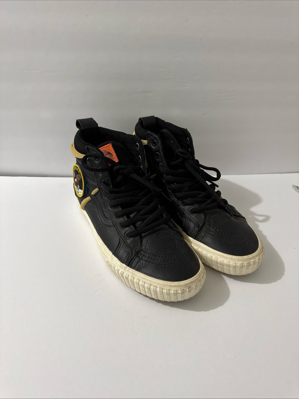 Vans Sk8-Hi NASA Space Voyager Black Leather Men’s 10.5 Women’s 12